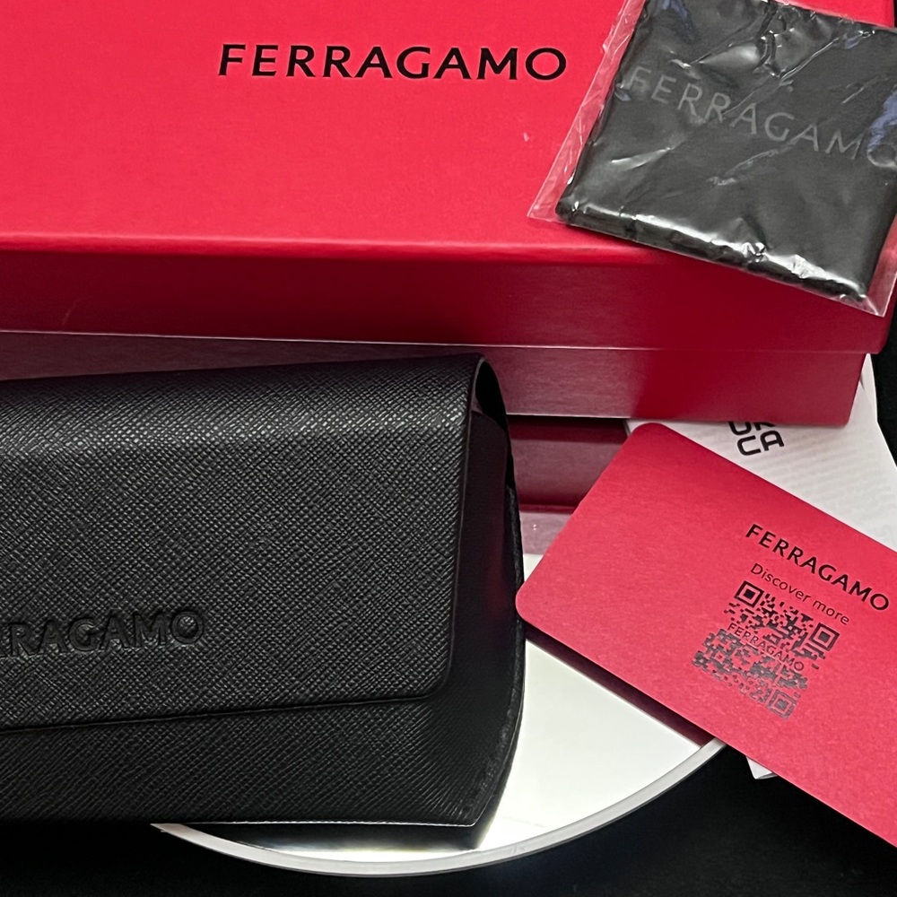 Ferragamo Italian Sunglasses - Picture 7 of 7